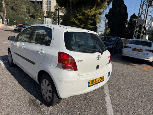 מודעת רכב טויוטה יאריס 1