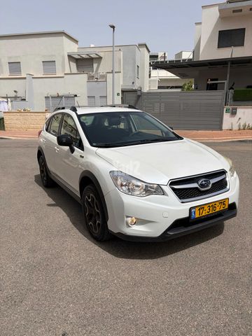 מודעת רכב סובארו XV