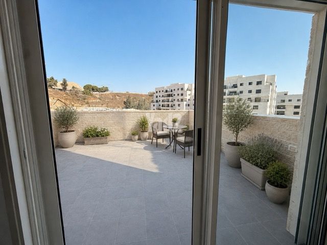 פרופסור יעקב נאמן 1