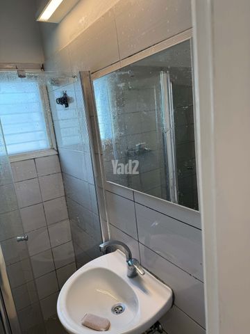 חנקין 4
