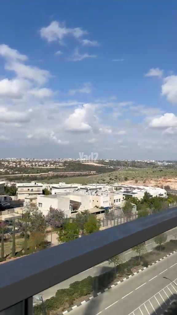 אלישע 1