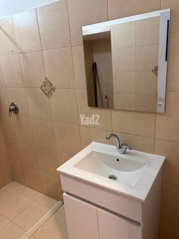 קרן היסוד 8