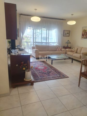 המרד 15