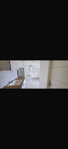 אב 11