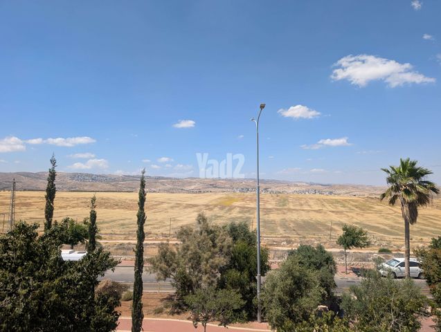 בשמת 1