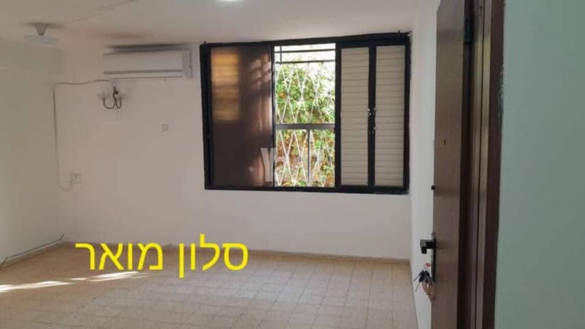 ארלוזורוב 25