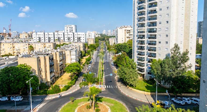 דירה, נווה אליעזר וכפר שלם מזרח, תל אביב יפו
