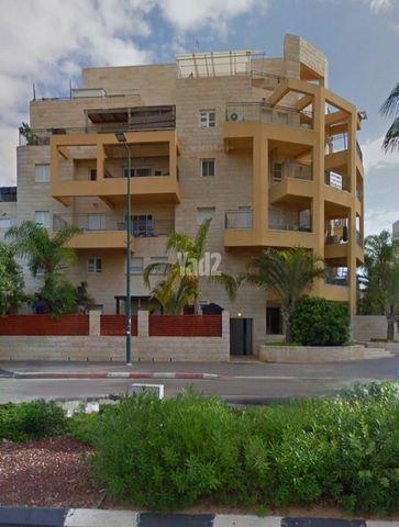 שדרות טום לנטוס 53