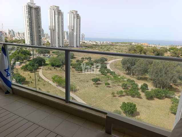 שדרות האגמים 
