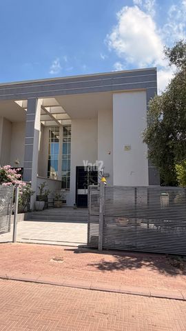דו משפחתי, אבן יהודה