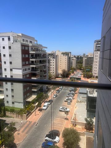 פרופ' יהודית בירק 