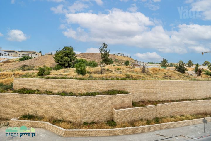 דירה להשכרה בירושלים (תיווך) — 2