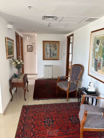 דירת גן להשכרה בירושלים (תיווך) — 2