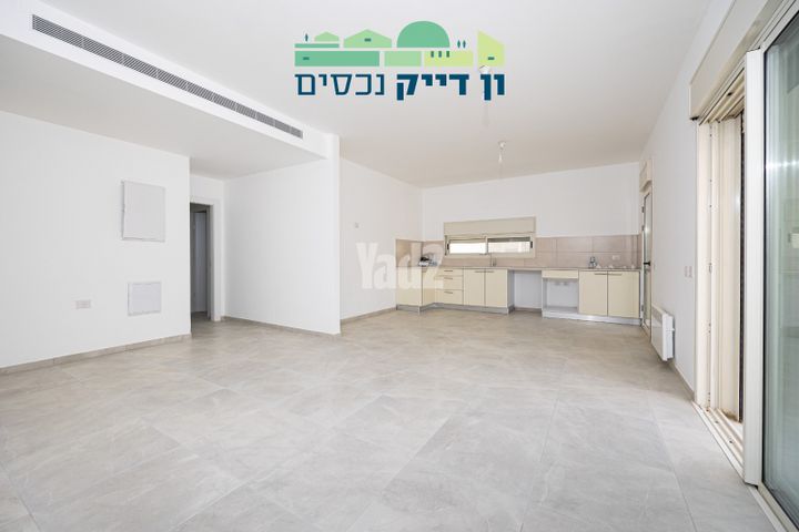 פרופסור יעקב נאמן 