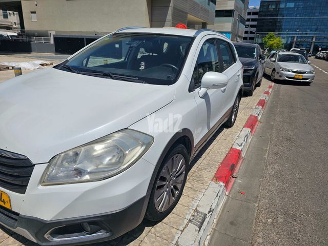 מודעת רכב סוזוקי קרוסאובר