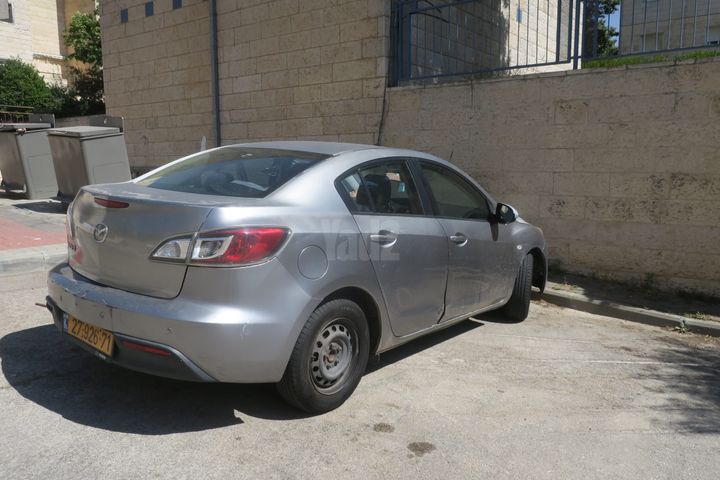 מודעת רכב מאזדה 3