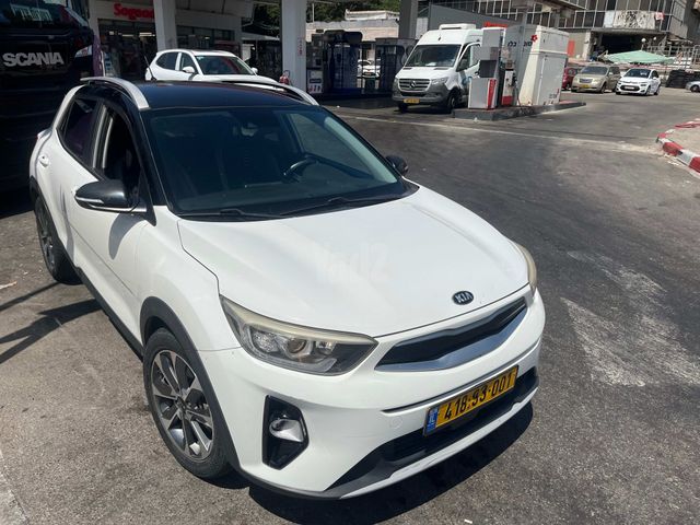 מודעת רכב קיה סטוניק