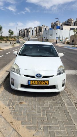 מודעת רכב טויוטה פריוס