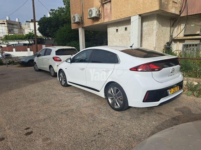 מודעת רכב יונדאי איוניק