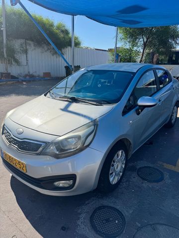 מודעת רכב קיה ריו