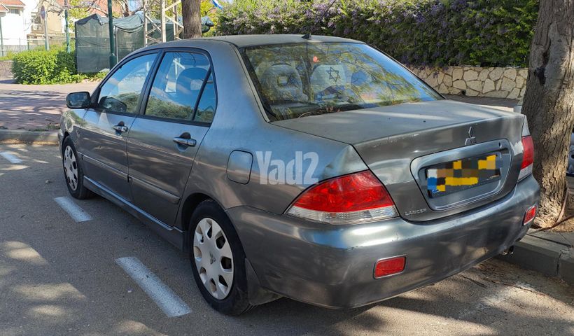מודעת רכב מיצובישי לנסר