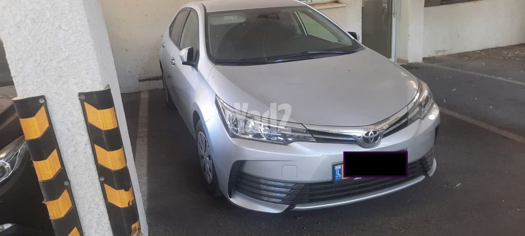 מודעת רכב טויוטה קורולה