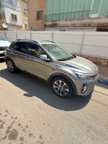 מודעת רכב קיה סטוניק
