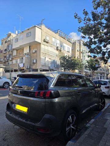 מודעת רכב פיג'ו 5008