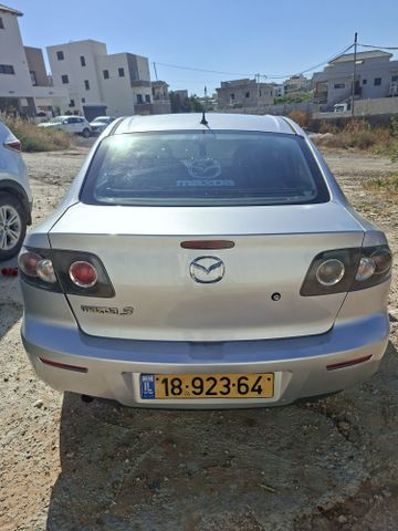 מודעת רכב מאזדה 3