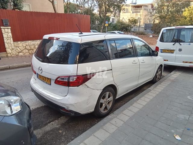 מודעת רכב מאזדה 5