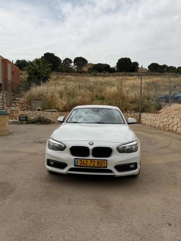 מודעת רכב ב מ וו סדרה 1