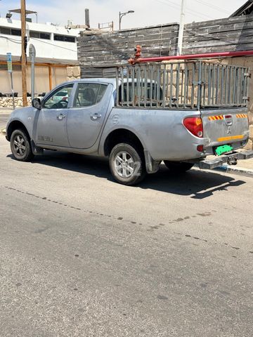 מודעת רכב מיצובישי טרייטון / L200