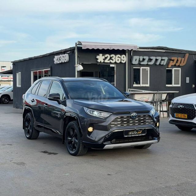מודעת רכב טויוטה RAV4