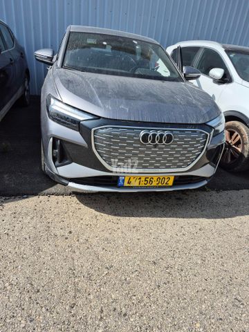 מודעת רכב אאודי Q4 e-tron