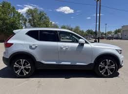 מודעת רכב וולוו XC40