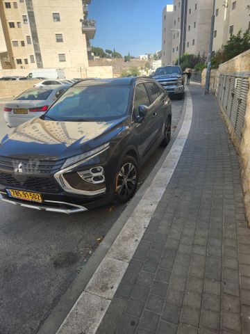מודעת רכב מיצובישי אקליפס קרוס