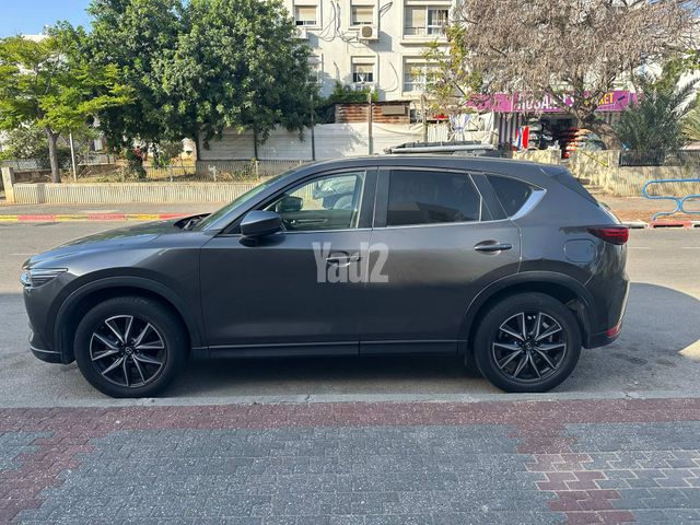 מודעת רכב מאזדה CX-5
