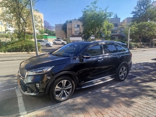 מודעת רכב קיה סורנטו
