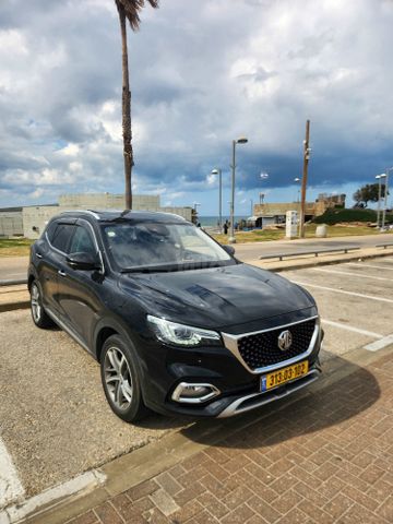 מודעת רכב אם ג'י EHS PHEV