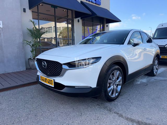 מודעת רכב מאזדה CX-30 1