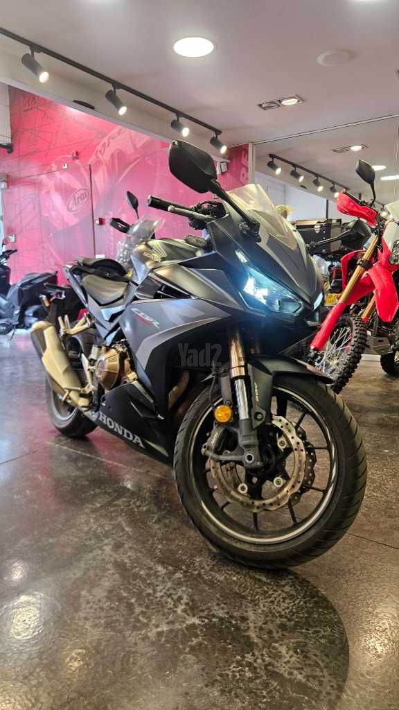 מודעת רכב הונדה CBR500R