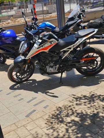 מודעת רכב KTM Naked Duke 390