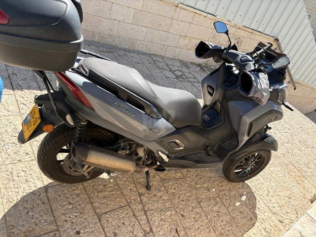 מודעת רכב ימאהה טריסיטי 300
