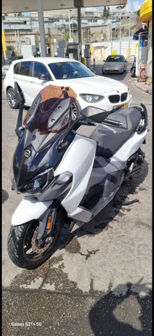מודעת רכב סאן יאנג TL500