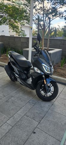 מודעת רכב סאן יאנג Jet 14 EVO