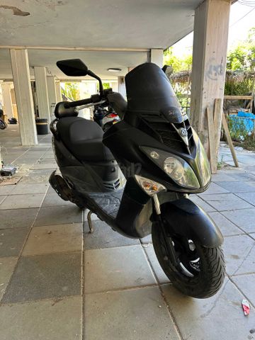 מודעת רכב סאן יאנג ג'וי רייד 125