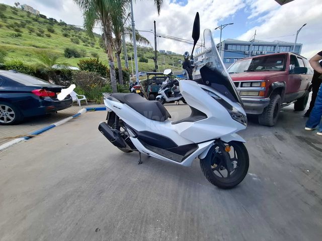 מודעת רכב הונדה PCX 125