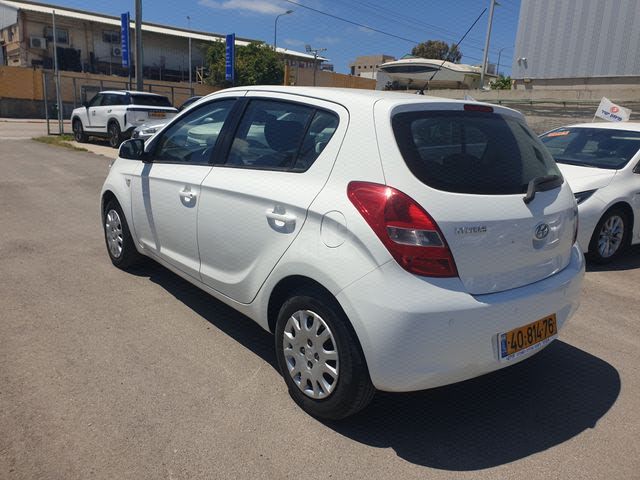 מודעת רכב יונדאי i20 2
