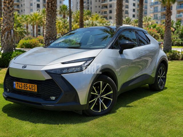 מודעת רכב טויוטה C-HR 1