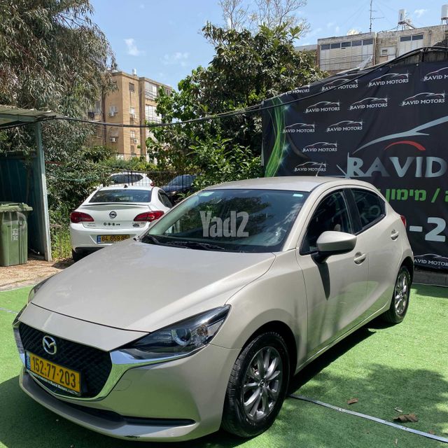 מודעת רכב מאזדה 2